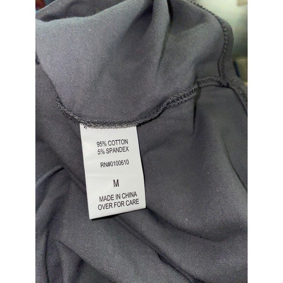 Hooters Vintage NWT Women's Lethal Beauty Graphic Tank Top size M Embellished - Picture 7 of 8